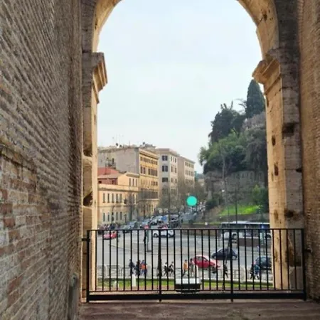 Teatime Al Colosseo アパート *